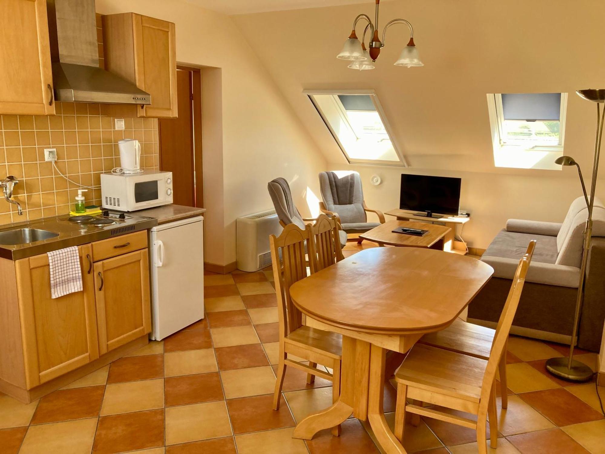 Het Vezer Apartmanhotel Komárom Pokoj fotografie